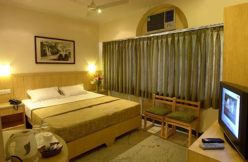 Cedar Court Bed & Breakfast Delhi