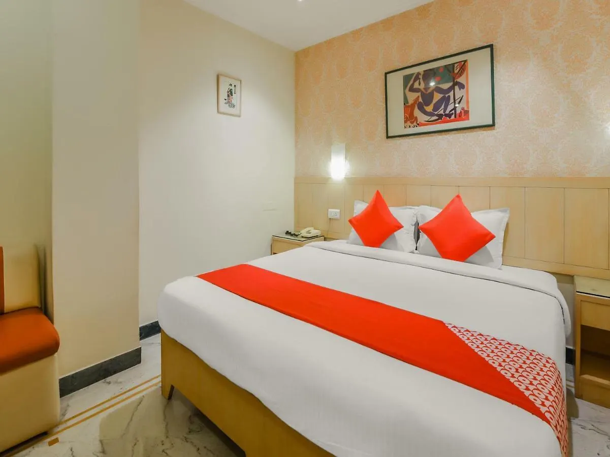 Cedar Court Bed & Breakfast Delhi